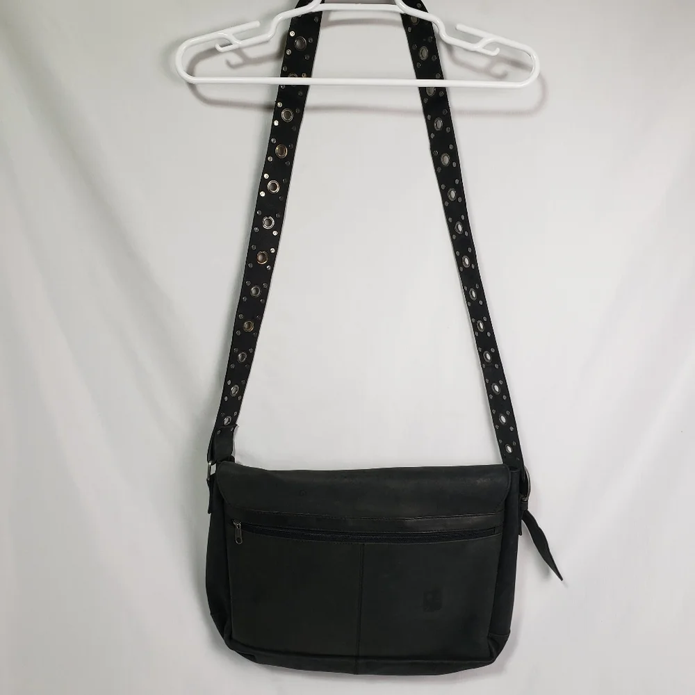 Wilsons M.Julian Leather Nubuck Messenger Crossbody Bag